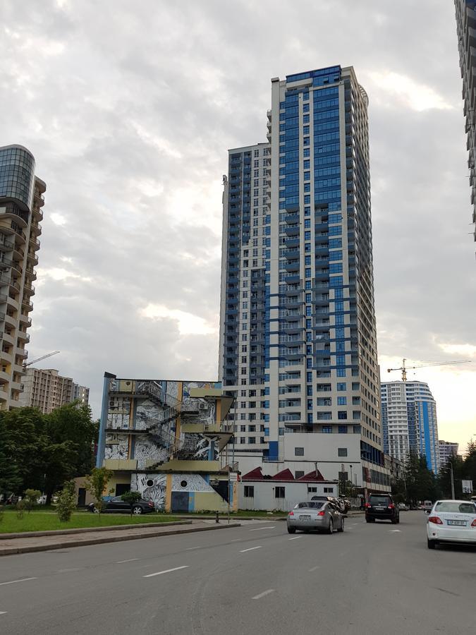 Apartment In Yalchin Star Residence Batumi Zewnętrze zdjęcie